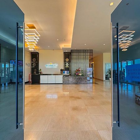 Sophisticated Oceanview Studio In La Mirada Lägenhet Lapu-Lapu City Exteriör bild
