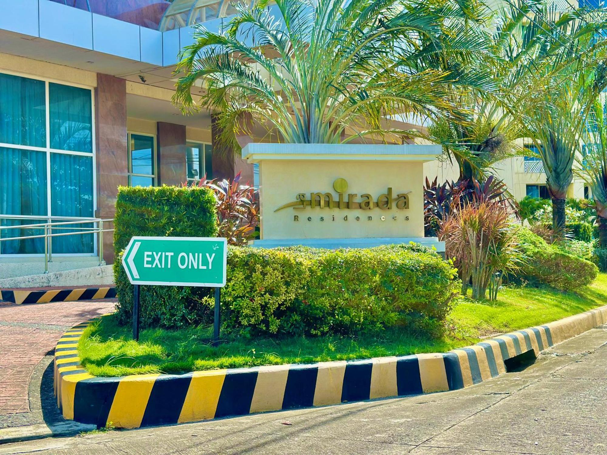 Sophisticated Oceanview Studio In La Mirada Lägenhet Lapu-Lapu City Exteriör bild